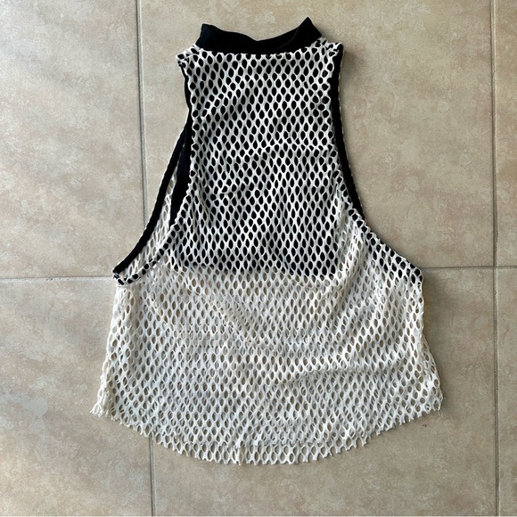 Silence + Noise - Black and White Mesh/Cutout Top - Picture 2 of 4